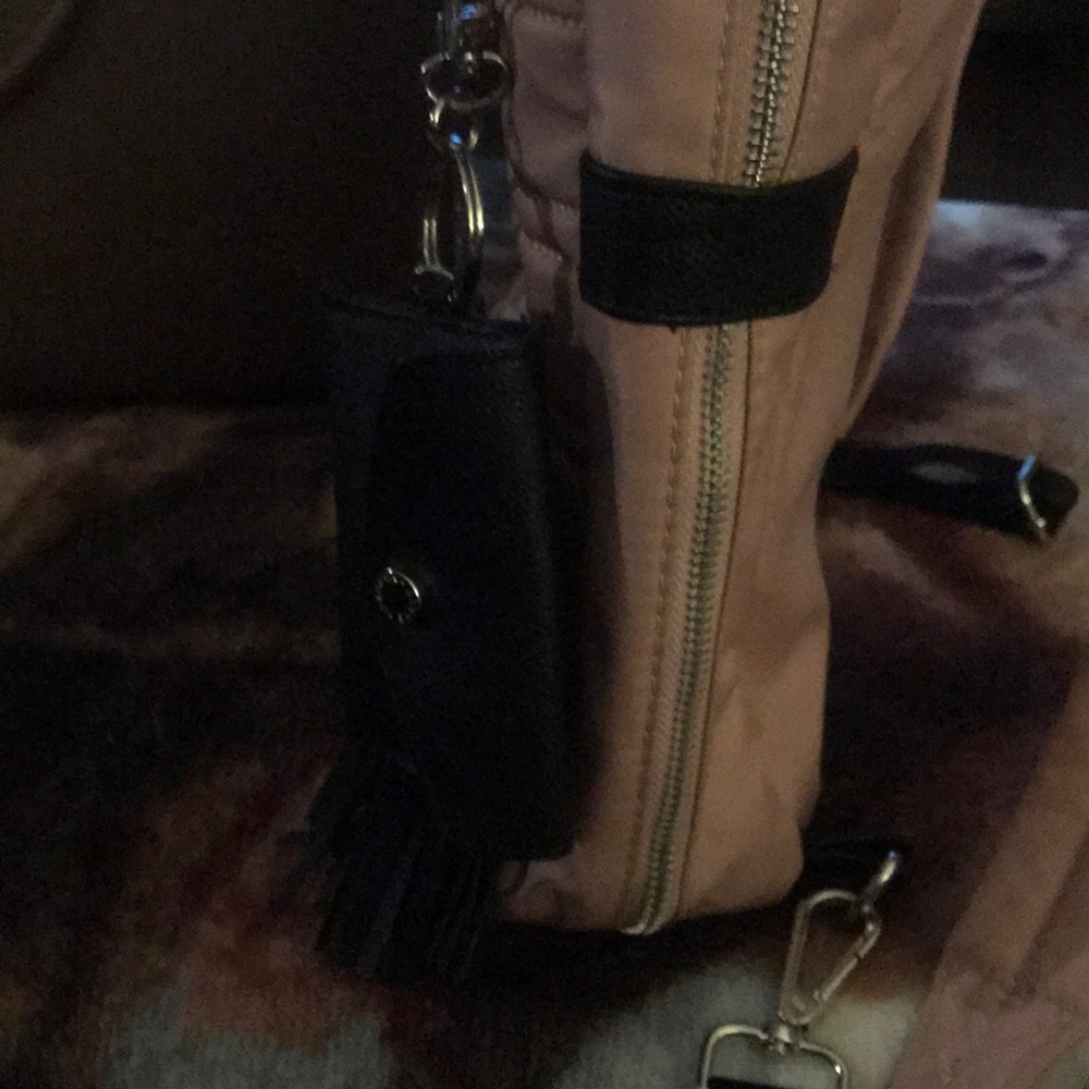 Pink Steve Madden backpack - Picture 5 of 5